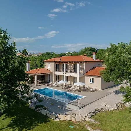 فيلة Casa Ole - لابين