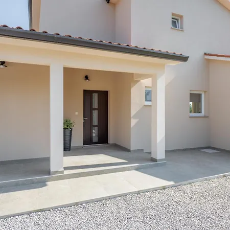 Casa Ole - * Labin (Istria)